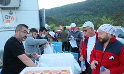 95 kilometrelik "Atatürk ve İstiklal Yolu Yürüyüşü"ne katılanlar 50 kilometre yol katetti