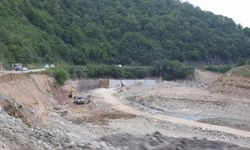 Espiye ilçesinde hasar oluşan grup yolunda onarım çalışmaları sürüyor