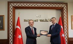 Gazi Üniversitesi Rektörü Prof. Dr. Yıldız'dan Bayburt Valisi Epcim'e ziyaret