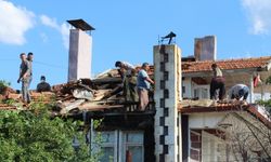 Kastamonu'daki yangında dumandan etkilenen kişi hastaneye kaldırıldı