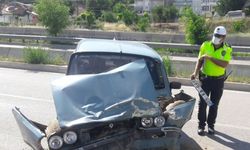 Samsun'da otomobil ile hafif ticari araç çarpıştı: 3 yaralı