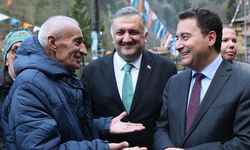 DEVA Partisi Genel Başkanı Babacan, Rize'de seçim çalışmalarını sürdürdü
