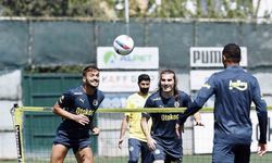 Fenerbahçe’de Çaykur Rizespor maçı hazırlıkları sürüyor