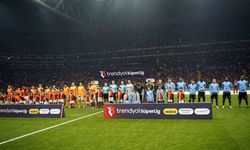 Trendyol Süper Lig: Galatasaray: 1 - Trabzonspor: 1 (Maç devam ediyor)