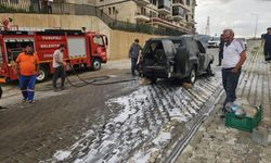 Artvin’de seyir halindeki otomobil alev alev yandı