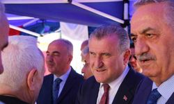 Gençlik ve Spor Bakanı Osman Aşkın Bak Rize’de bayramlaşma törenine katıldı