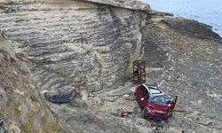 El frenini çekmeyi unutunca Pembe Kayalar’dan uçtular