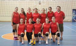 Rize’nin yıldız kızları yarı finale hazırlanıyor