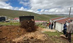 Trabzon’da kaçak yapılar yıkılıyor