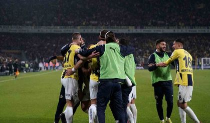 Trendyol Süper Lig: Fenerbahçe: 4 - Trabzonspor: 1 (Maç sonucu)