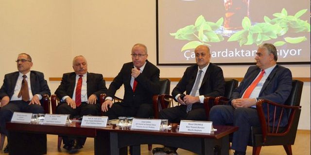 ’Çay Bardaktan Taşıyor’ Paneli