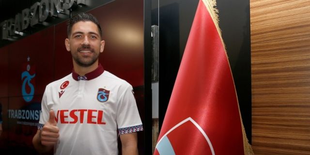 Trabzonspor, yeni transferleri için imza töreni düzenledi
