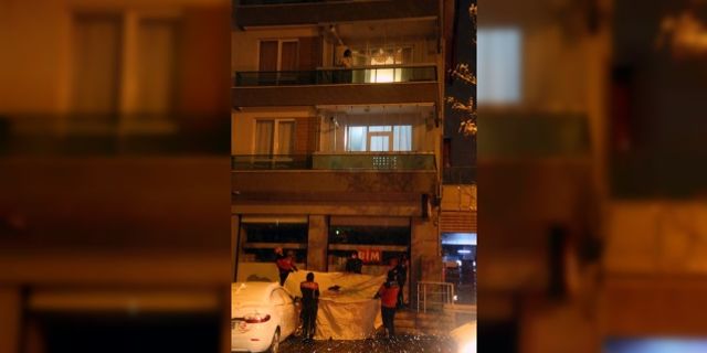 Bolu'da kendisini eve kilitlediği öne sürülen kadın, balkondan giren polis ekiplerince dışarı çıkarıldı