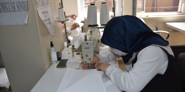 Kurdukları kooperatifle ihtiyaç sahibi kadınlara umut kapısı oldular