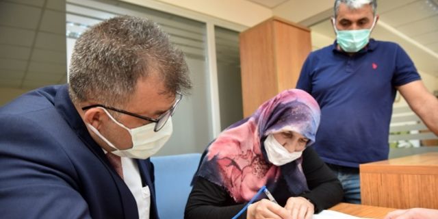 Kastamonulu şehit ailesine belediye başkanından ev hediyesi