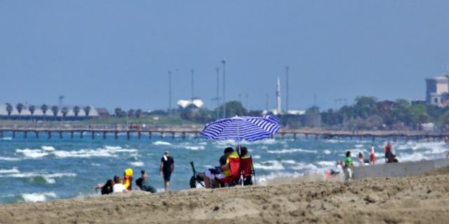 Samsun'da tam kapanma yasaklarının kalkmasıyla sahilde yoğunluk oluştu