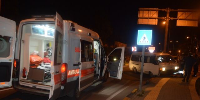 Bartın'da polisin "dur" ihtarına uymayıp kaçmaya çalışan sürücü kaza yaptı
