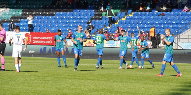 Çaykur Rizespor Can Havliyle 90+11’de Kazandı