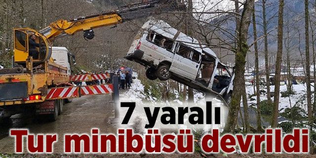 Çamlıhemşin'de tur minibüsü devrildi: 7 yaralı