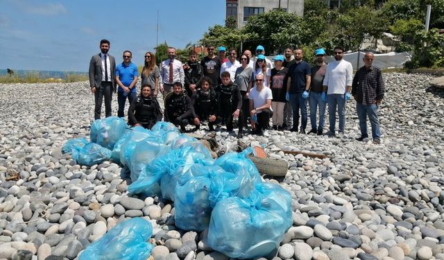 RTEÜ’lü Öğrenciler ve Akademisyenler Kıyı ve Sualtı Temizliği Yaptı