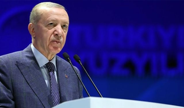 Cumhurbaşkanı Erdoğan'dan iki müjde birden! Ek ders ücretleri ve burslar artıyor