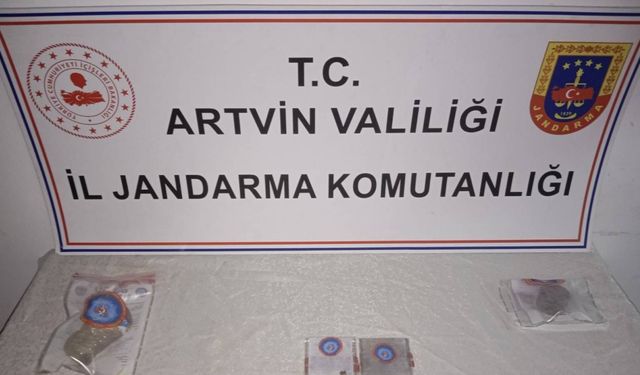 Artvin’de jandarmadan uyuşturucu operasyonu; 3 tutuklama