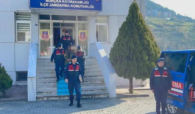 Artvin’de farklı suçlardan aranan 6 kişi yakalandı