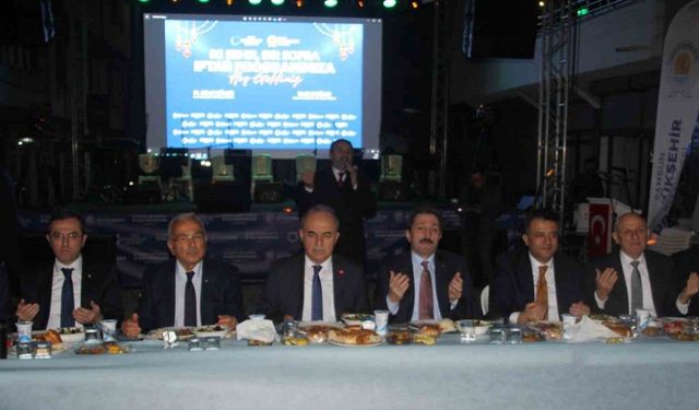 Karadeniz fıkralarını aratmayan noktada Samsun ve Ordu protokolü buluştu