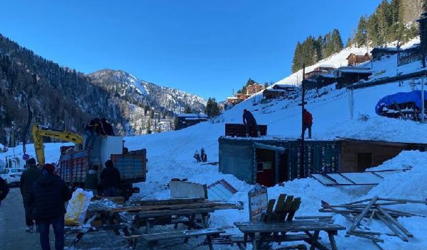 Ayder Yaylası'nda 'kesin korunacak hassas alan'da bulunan 6 yapı yıkıldı