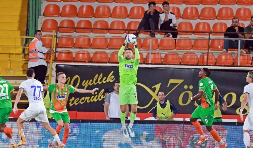 Trendyol Süper Lig: Corendon Alanyaspor: 1 - Çaykur Rizespor: 0 (Maç sonucu)