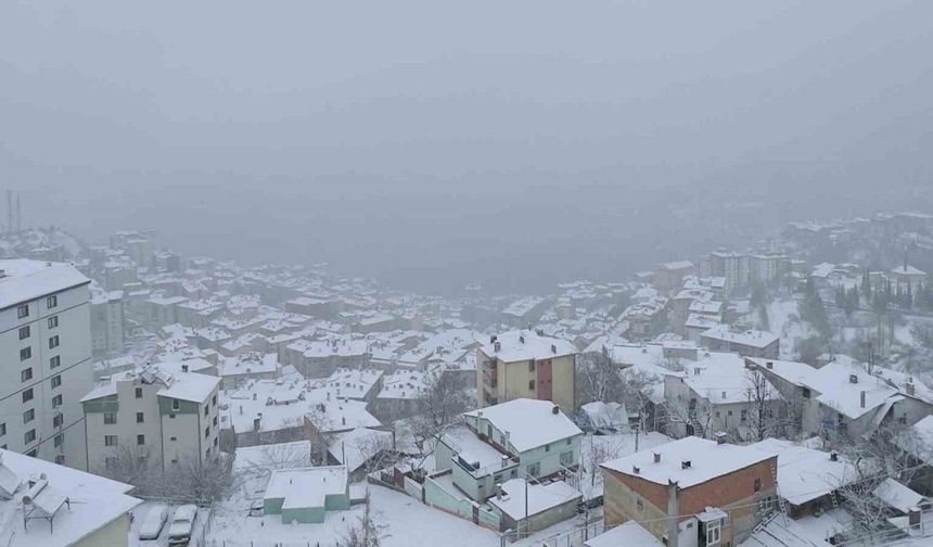 Artvin il genelinde eğitime kar engeli