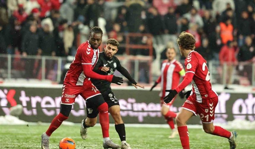 Trendyol Süper Lig: Samsunspor: 2 - Çaykur Rizespor: 3 (Maç sonucu)