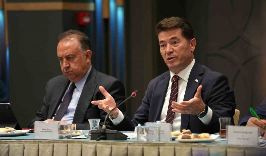 CHP’li Ortahisar Belediye Başkanı Kaya’nın ‘turizm için içkili mekan’ talebine Trabzonlulardan tepki