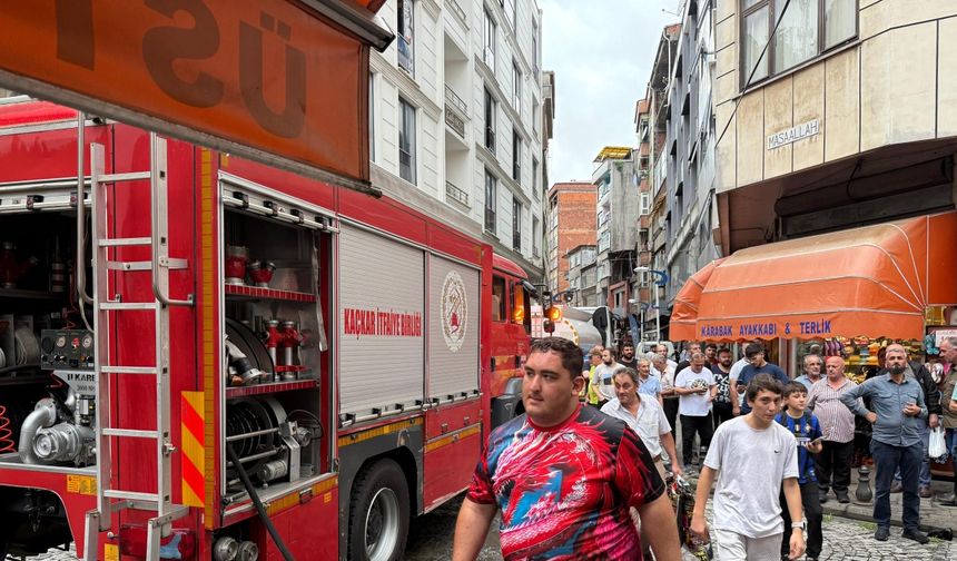 Rize’de elektrik dağıtım şirketinin ofisi yandı