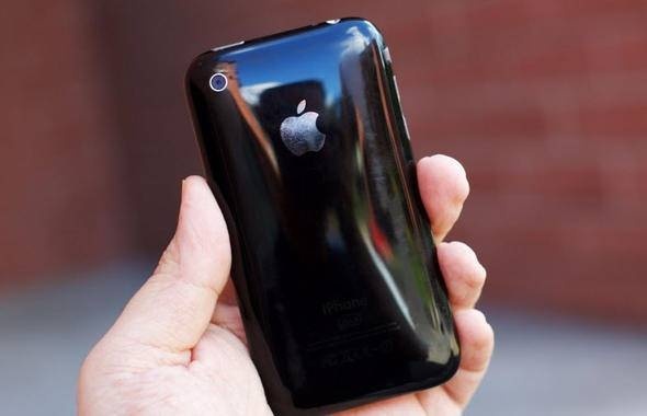 iPhone sahiplerine kötü haber: Apple bu modellerin fişini çekiyor